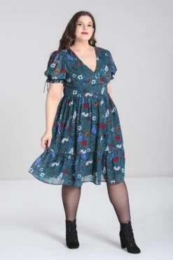 Hell Bunny Sianna Midi Dress - Small, Medium And Large 19 Hell Bunny Sianna Midi Dress - Small, Medium And Large -Fashion Apparel 5693CD58 42B9 44BC 8832 5F592A4670CB 61989.1693129098