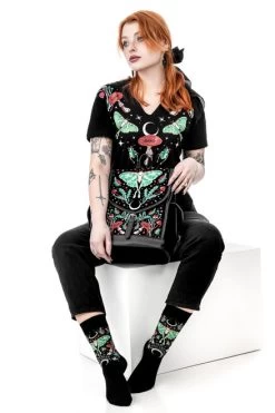 Restyle V-Neck Choker Top: Autumnal Equinox - XS To 3XL 11 Restyle V-Neck Choker Top: Autumnal Equinox - XS To 3XL -Fashion Apparel 645A5C2F 3B5F 4244 94B0 306048017570 87061.1712133224