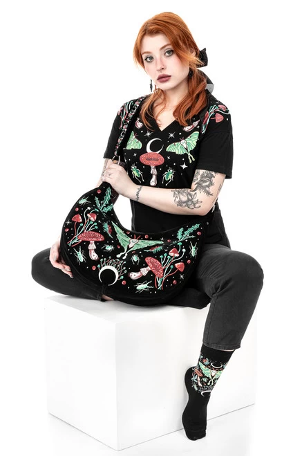 Restyle V-Neck Choker Top: Autumnal Equinox - XS To 3XL 5 Restyle V-Neck Choker Top: Autumnal Equinox - XS To 3XL - Image 3