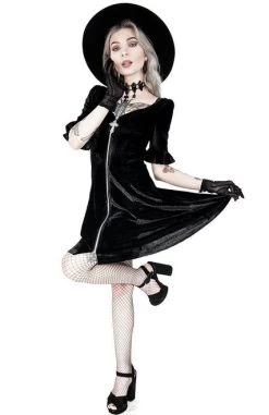 Restyle Black Velvet Sweetheart Dress With Gothic Cross 24 Restyle Black Velvet Sweetheart Dress With Gothic Cross -Fashion Apparel 912DE967 91A5 4B54 83B3 61A1EEE6C1DE 20019.1606840163