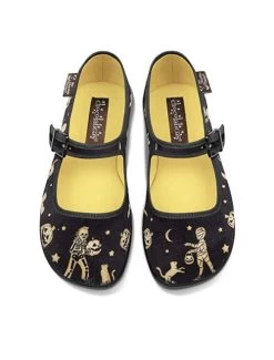 Hot Chocolate Design Chocolaticas: Trick Or Treat