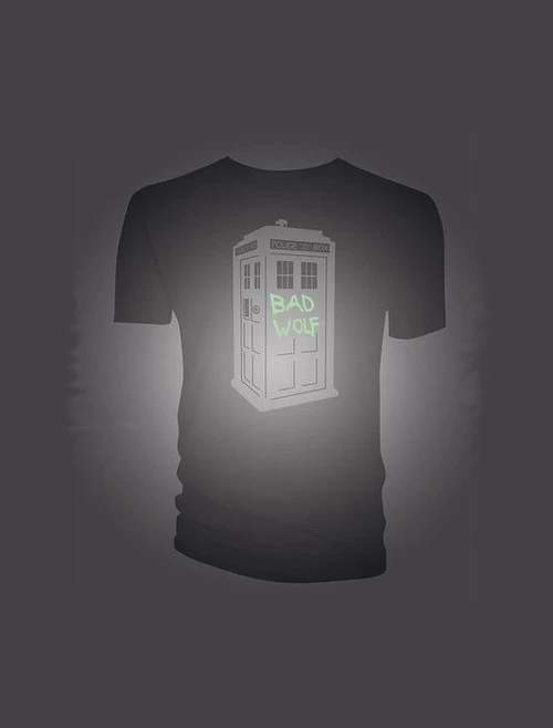Doctor Who Glow In The Dark Bad Wolf Ladies' T-Shirt 4 Doctor Who Glow In The Dark Bad Wolf Ladies' T-Shirt - Image 2