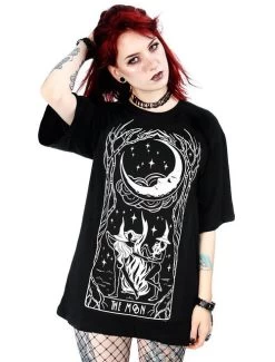 Restyle Oversized T-Shirt: Witches Chant