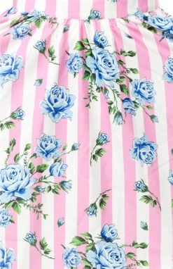 Sourpuss Carousel Roses Sweets Skirt - Small -Fashion Apparel Big C Edit Pattern 49976.1567066943