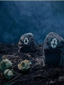 Hot Chocolate Design Chocolaticas: Simonette Flats -Fashion Apparel Smokey Stylised Flowers Focus Big C Edit 06240.1609348611