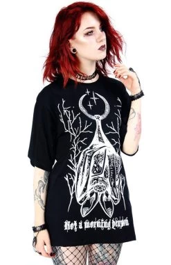 Restyle Oversized T-Shirt: Not A Morning Person 16 Restyle Oversized T-Shirt: Not A Morning Person -Fashion Apparel eng pl Black Oversized womens top with bat Not a morning person 1845 5 65058.1562999867