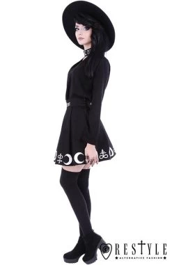 Restyle Moon Symbol Skirt - Medium, 2XL And 3XL 25 Restyle Moon Symbol Skirt - Medium, 2XL And 3XL -Fashion Apparel eng pl Black pleated short skirt with alchemy print moon symbols SYMBOL SKIRT 1606 7 90731.1628670209