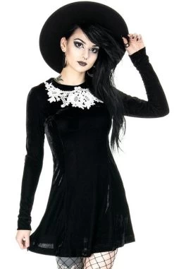 Restyle Dolly Velvet Dress -Fashion Apparel eng pl DOLLY DRESS Black gothic velvet dress with white lace collar 1894 6 10897.1628174557