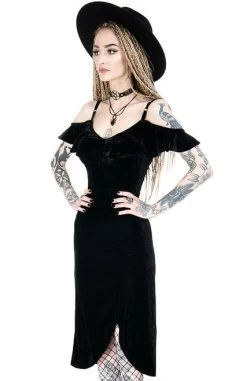 Restyle Gloria Velvet Dress -Fashion Apparel eng pl GLORIA DRESS Black gothic velvet dress cold shoulder 1883 3 41845.1638962982