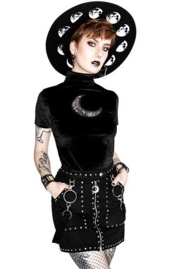 Restyle Studded Suede Skirt -Fashion Apparel eng pl STUDDED SUEDE SKIRT black gothic short skirt 1977 10 63998.1650948767